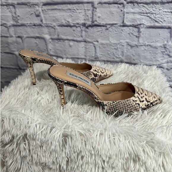 STEVE MADDEN Elyse Mule In Natural Snake Print 7.5 - Picture 5 of 7